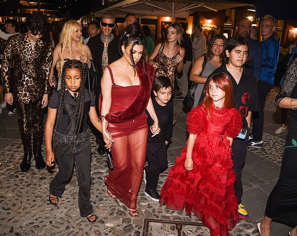 Portofino, ITALY  - Kourtney Kardashian and Travis Barker are joined by close family and friends who are in Portofino for a weekend of celebrations ahead of Kourtney Kardashian and Travis Barker's wedding.Pictured: North West, Kourtney Kardashian, Reign Disick, Penelope Disick, Mason Disick BACKGRID USA 20 MAY 2022 BYLINE MUST READ: VERONESI / BACKGRIDUSA: +1 310 798 9111 / usasales@backgrid.comUK: +44 208 344 2007 / uksales@backgrid.com*UK Clients - Pictures Containing ChildrenPlease Pixelate Face Prior To Publication*